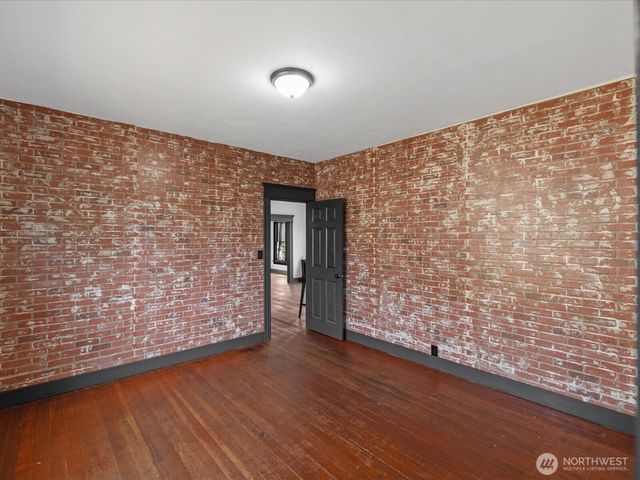 1218 E Marine View Drive, Everett, WA 98201