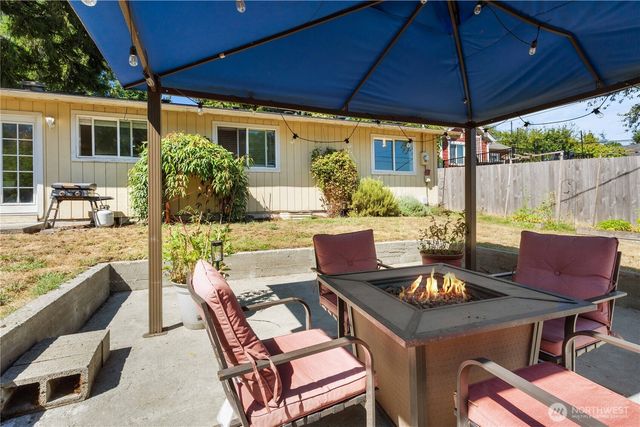 6237 S Cheyenne Street, Tacoma, WA 98409