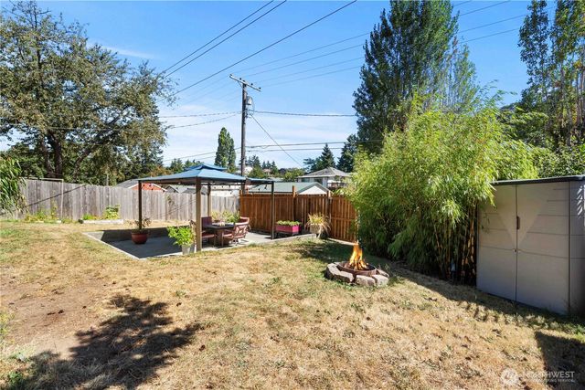 6237 S Cheyenne Street, Tacoma, WA 98409