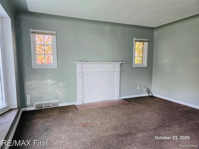 11466 Somerset Avenue, Detroit, MI 48224