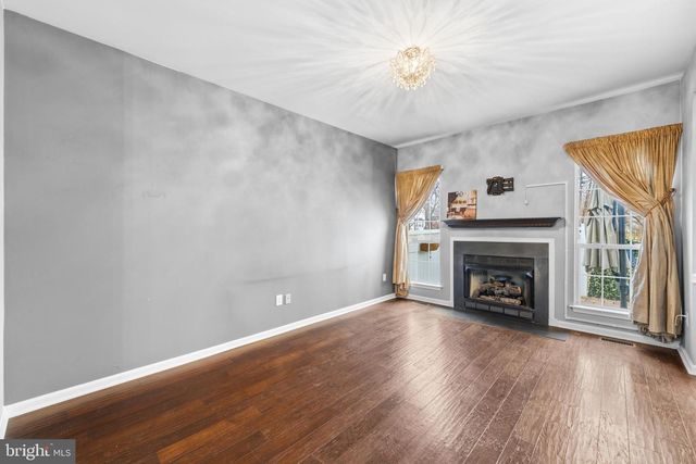 87 WINDINGBROOK RD, Bordentown, NJ 08505