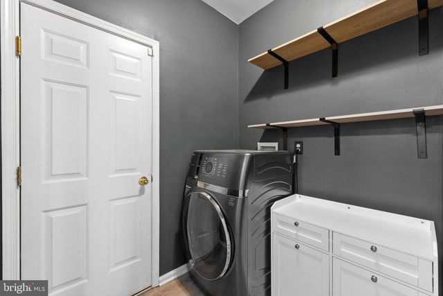 87 WINDINGBROOK RD, Bordentown, NJ 08505