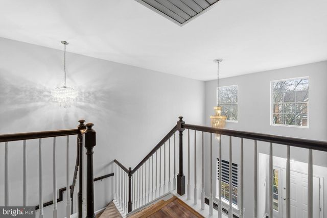 87 WINDINGBROOK RD, Bordentown, NJ 08505