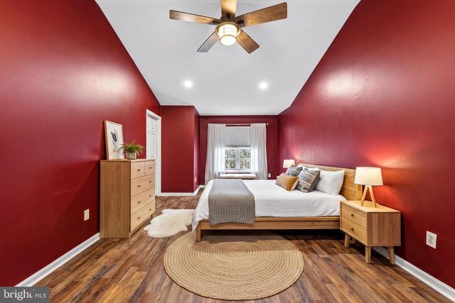 87 WINDINGBROOK RD, Bordentown, NJ 08505