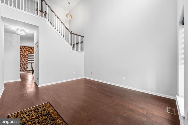 87 WINDINGBROOK RD, Bordentown, NJ 08505