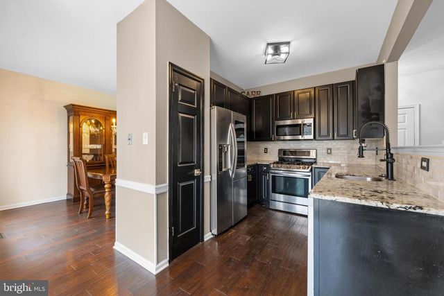 87 WINDINGBROOK RD, Bordentown, NJ 08505