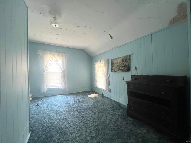 103 E Riverside Drive, Peru, IN 46970