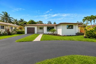 127 Calle Largo Drive, Hollywood, FL 33021