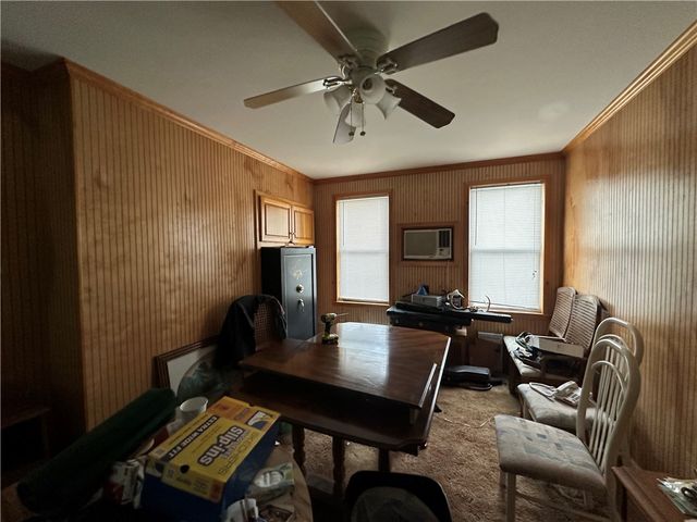 320 Raymond St, Swissvale, PA 15218