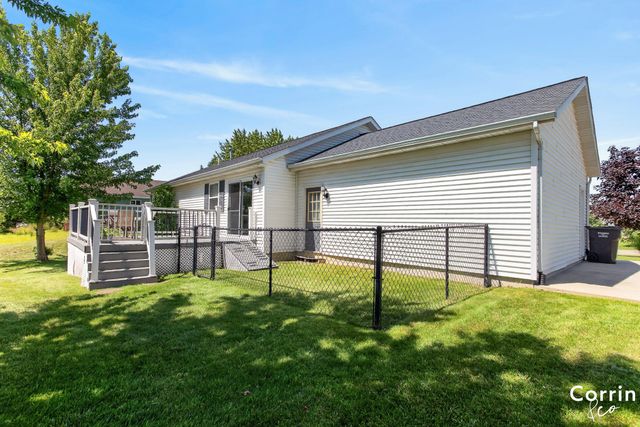 2146 E Maple Court, Zeeland Twp, MI 49464