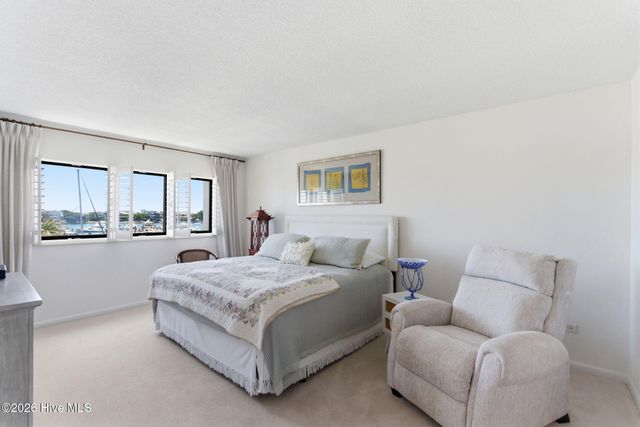 322 Causeway Drive Ste 302, Wrightsville Beach, NC 28480