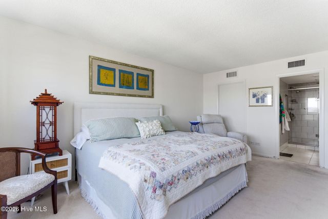 322 Causeway Drive Ste 302, Wrightsville Beach, NC 28480