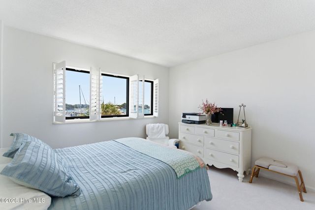 322 Causeway Drive Ste 302, Wrightsville Beach, NC 28480
