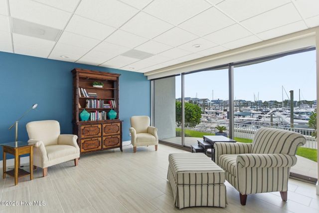 322 Causeway Drive Ste 302, Wrightsville Beach, NC 28480