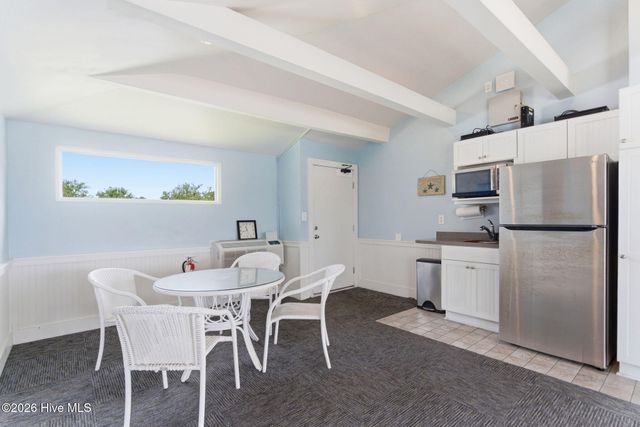 322 Causeway Drive Ste 302, Wrightsville Beach, NC 28480