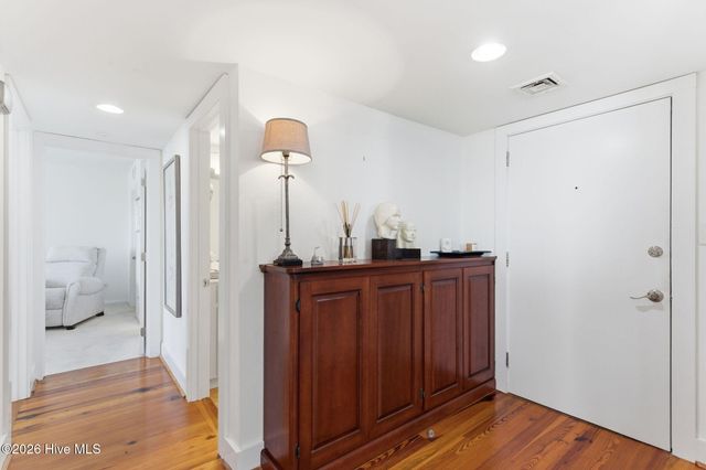 322 Causeway Drive Ste 302, Wrightsville Beach, NC 28480