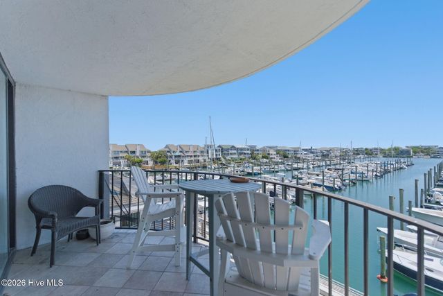 322 Causeway Drive Ste 302, Wrightsville Beach, NC 28480