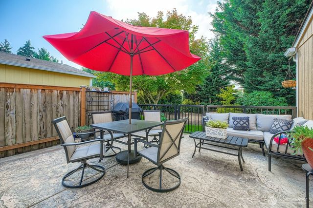 230 105th St E, Tacoma, WA 98455