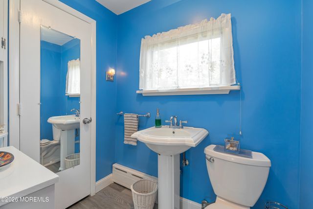 1 Light House Road, Highlands, NJ 07732