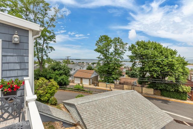 1 Light House Road, Highlands, NJ 07732