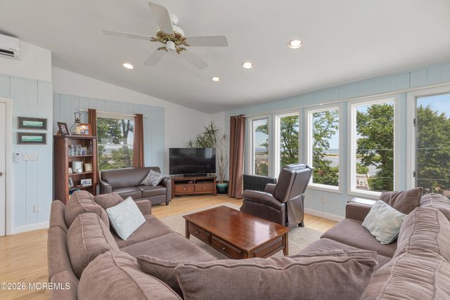 1 Light House Road, Highlands, NJ 07732
