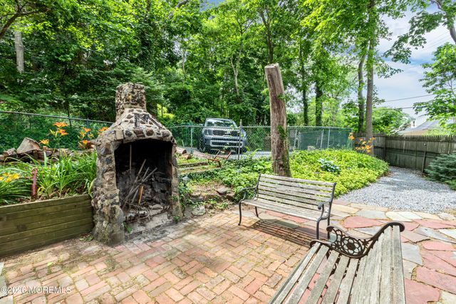 1 Light House Road, Highlands, NJ 07732