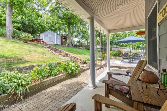 1 Light House Road, Highlands, NJ 07732