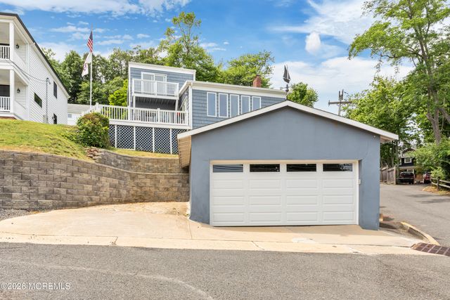 1 Light House Road, Highlands, NJ 07732