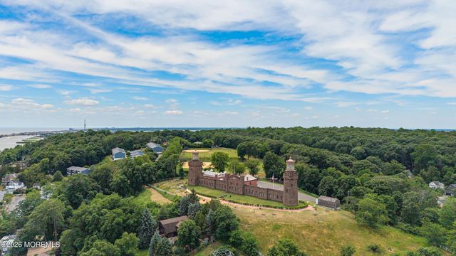 1 Light House Road, Highlands, NJ 07732