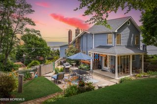 1 Light House Road, Highlands, NJ 07732