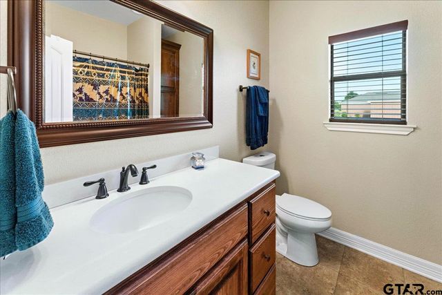 15848 CR 472, Tyler, TX 75706