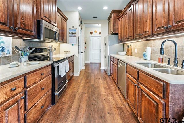 15848 CR 472, Tyler, TX 75706