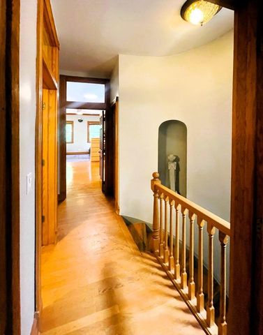 823 S Oakley Boulevard, Chicago, IL 60612