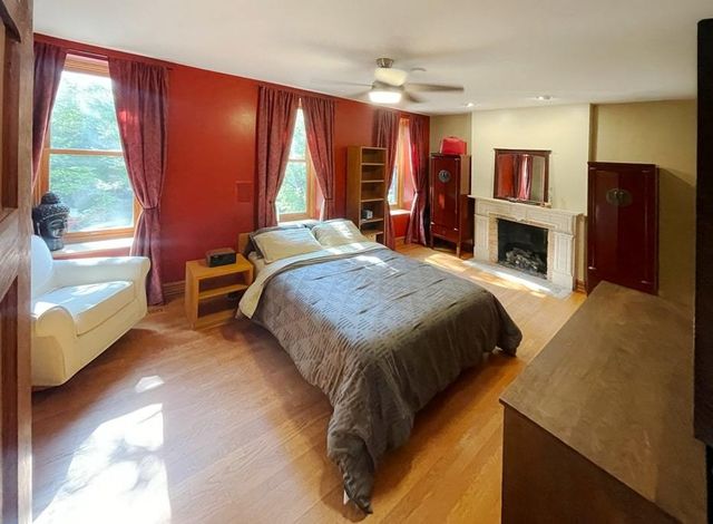 823 S Oakley Boulevard, Chicago, IL 60612