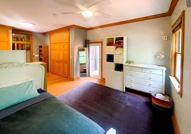 823 S Oakley Boulevard, Chicago, IL 60612
