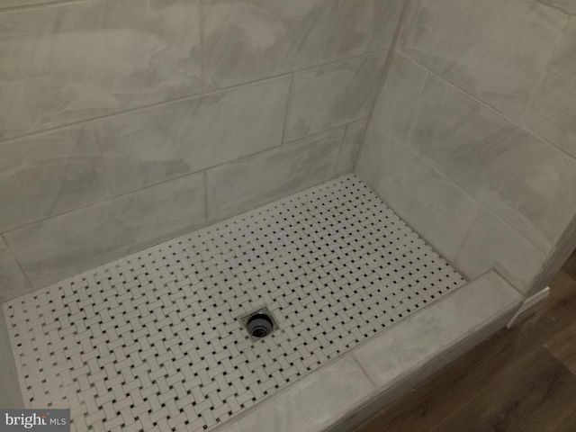 212 WARREN ST, Beverly, NJ 08010