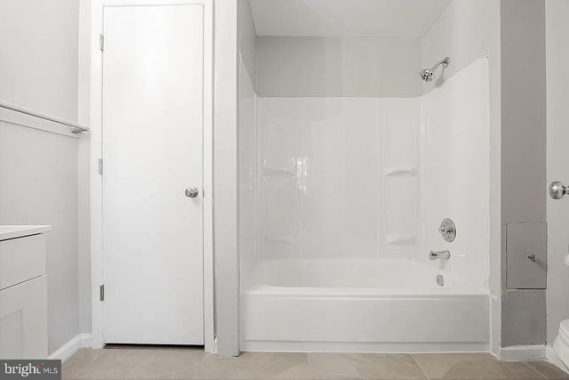 212 WARREN ST, Beverly, NJ 08010