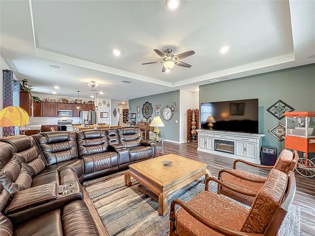 2610 HILLTOP LOOP, Apopka, FL 32712