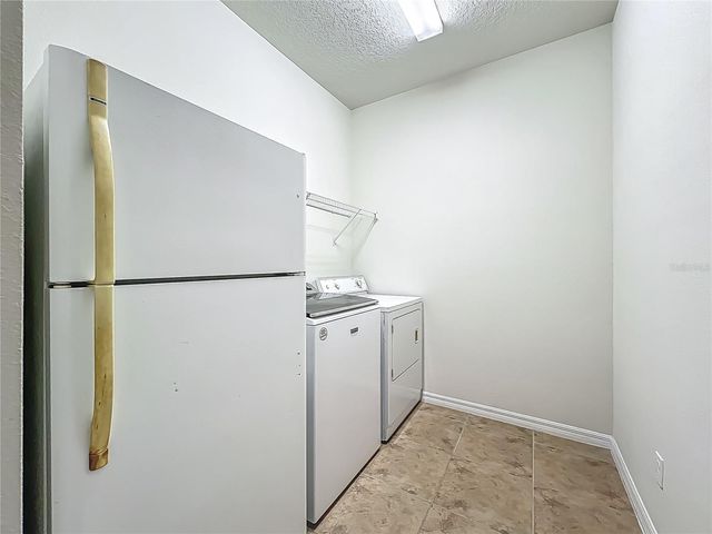 2610 HILLTOP LOOP, Apopka, FL 32712