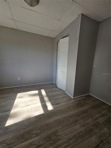 8623 N WILLOW AVENUE, Tampa, FL 33604