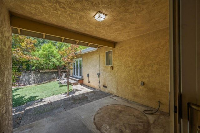 6929 Lisa Marie Way, Carmichael, CA 95608