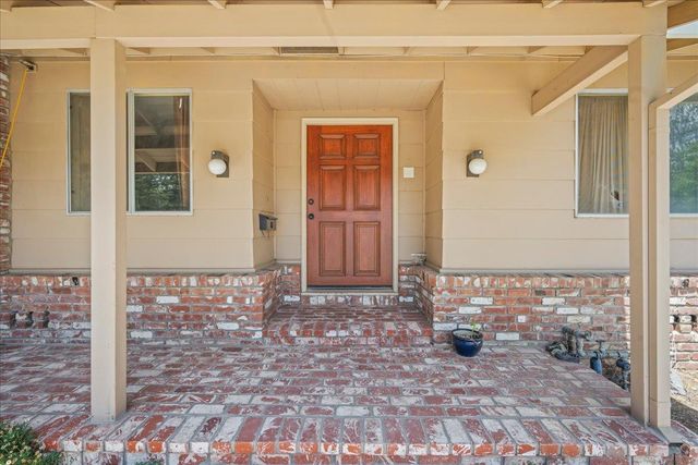 6929 Lisa Marie Way, Carmichael, CA 95608