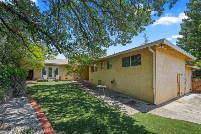 6929 Lisa Marie Way, Carmichael, CA 95608