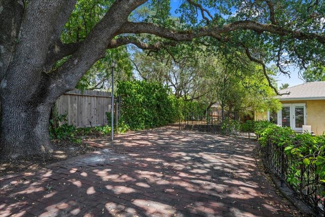 6929 Lisa Marie Way, Carmichael, CA 95608