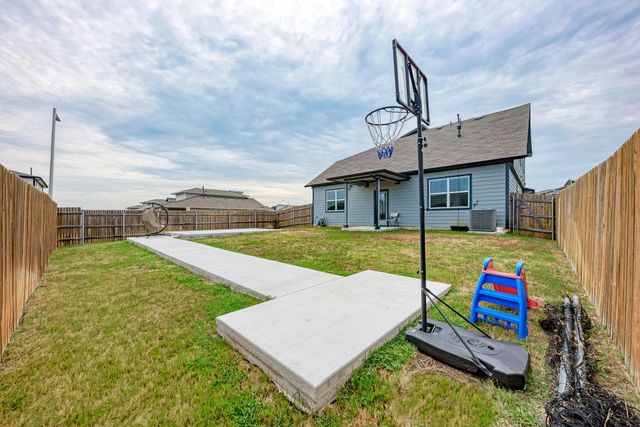 7420 Peggie Nell DR, Austin, TX 78724