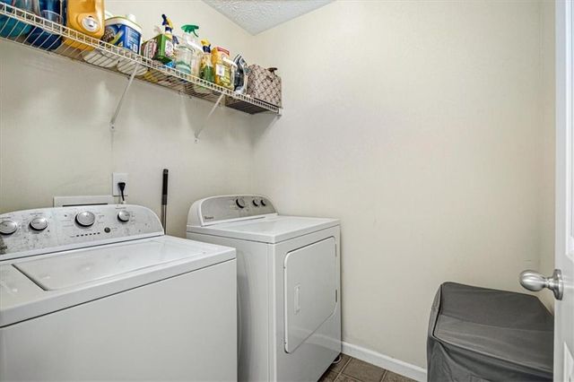 4965 Rapahoe Trail, Atlanta, GA 30349