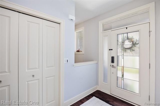 45627 Pentwater Drive, Macomb, MI 48044