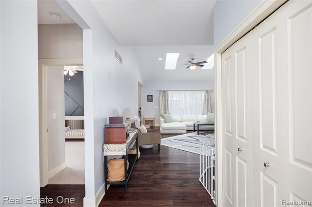 45627 Pentwater Drive, Macomb, MI 48044