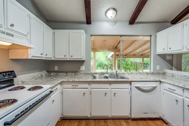 106 Dalewood, Converse, TX 78109