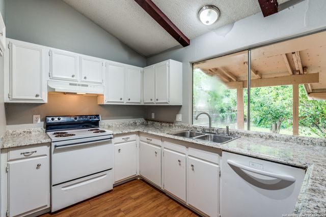 106 Dalewood, Converse, TX 78109